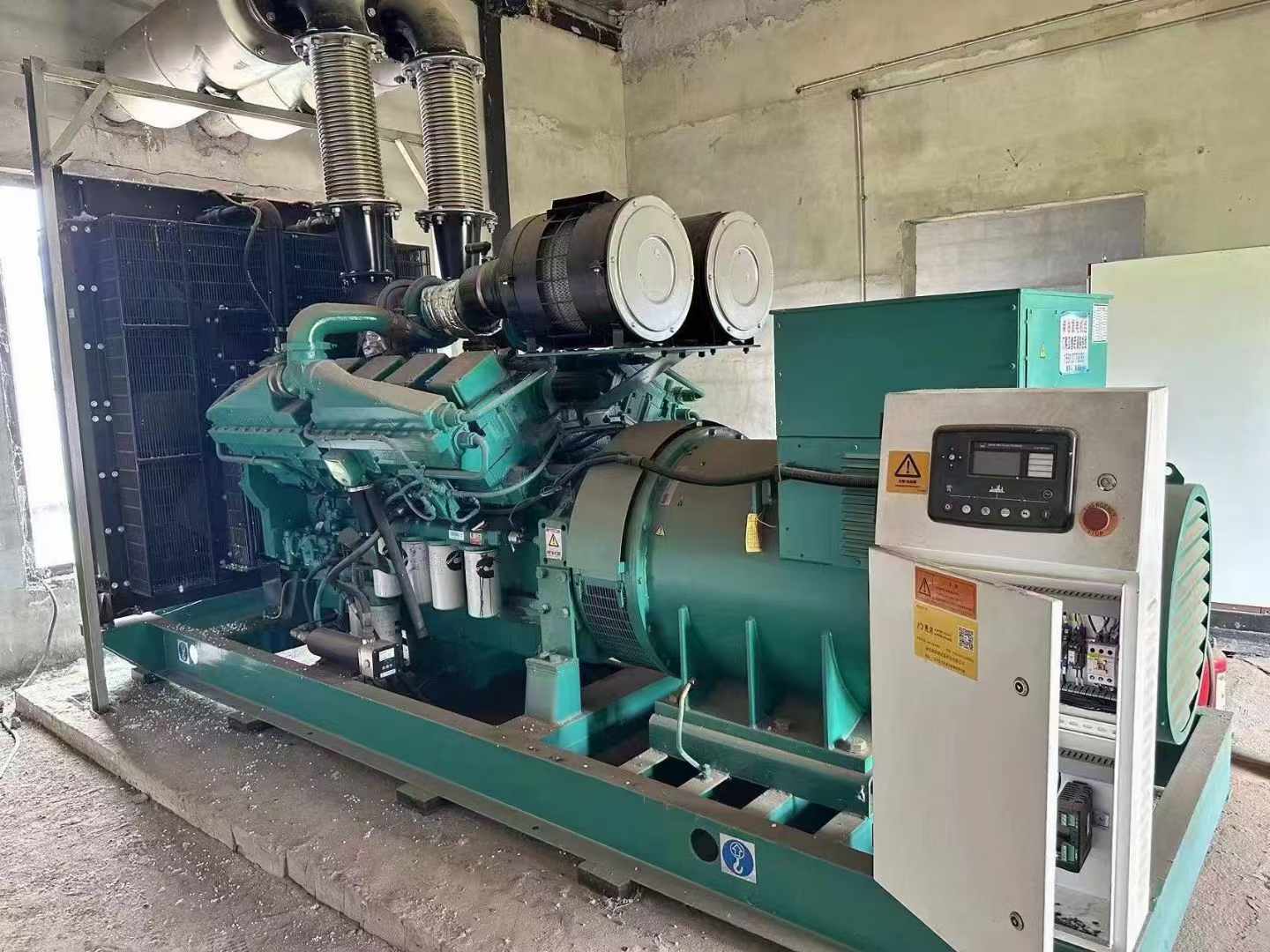 彭阳无功补偿装置的性能评估需要考虑哪些因素？